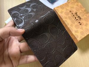 Men's Classic Textured Bi-Fold Wallet - Premium Faux Leather