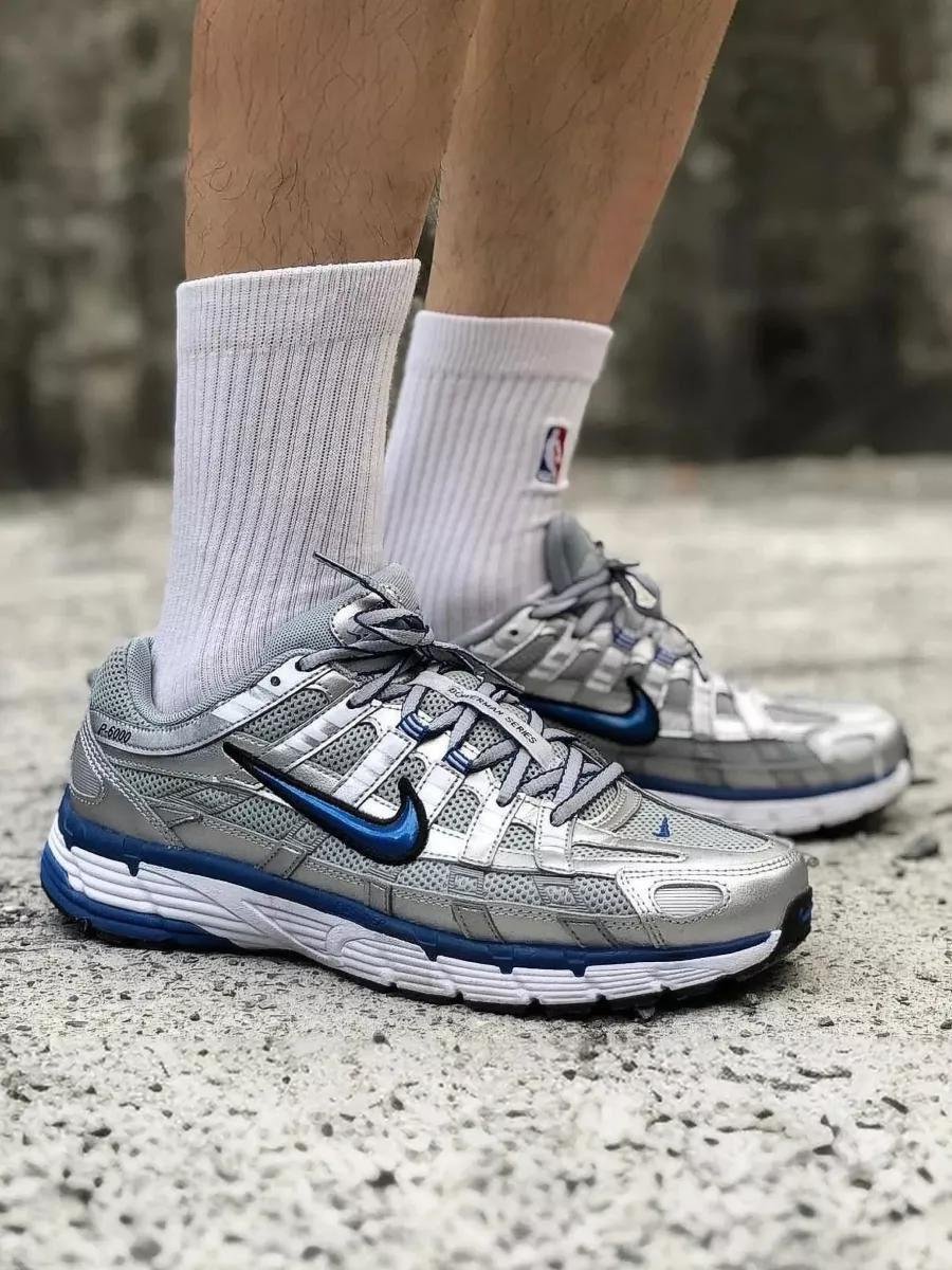 Men's Y2K-Style Retro Runner Sneakers | Metallic Silver & Blue - Image 2