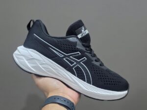 Men's Lightweight Breathable Mesh Running Shoes | Sport & Gym Sneakers (Black & White)