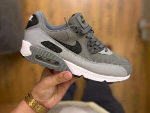 Men's Classic '90s Retro Style Sneakers | Grey Athletic Shoes with Visible Heel Cushion