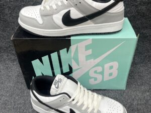 Classic Low-Top Streetwear Sneakers | Retro Court-Style Trainers (6 Colors)